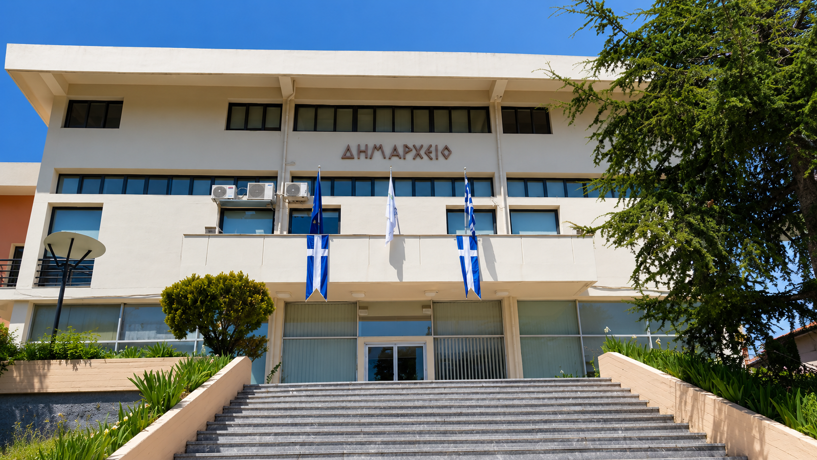 Ανακοίνωση του Δήμου Λοκρών για έξι προσλήψεις με δίμηνες συμβάσεις