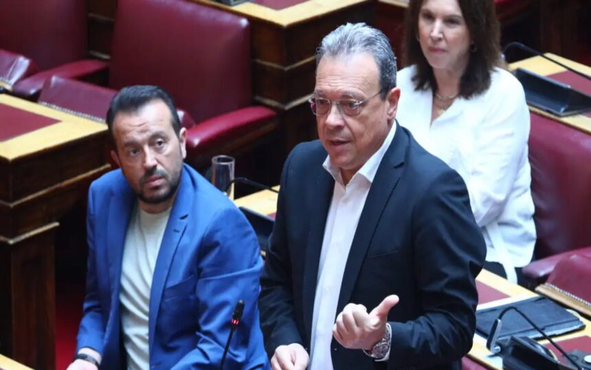 Ο Νίκος Παππάς μιλά σε τηλεοπτική συνέντευξη για τον ΣΥΡΙΖΑ και τις συμμαχίες του κόμματος