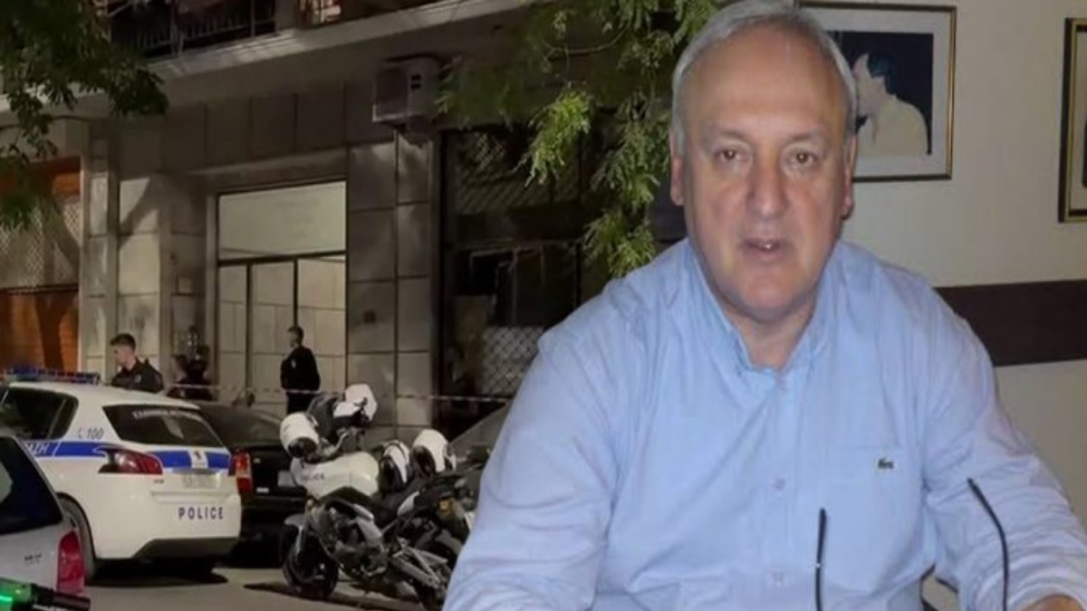 Ο Σταύρος Γεωργίου σε δικηγορικό γραφείο στην Αθήνα