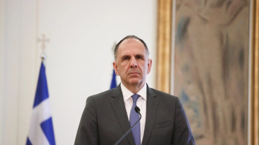 Ο Γιώργος Γεραπετρίτης μιλά σε τηλεοπτική συνέντευξη για τις σχέσεις Ελλάδας και Τουρκίας