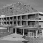 Το ιστορικό ξενοδοχείο Ξενία στην Ουρανούπολη δίπλα στη θάλασσα