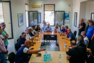 Σύσκεψη στο κοινοτικό κατάστημα Λιανοκλαδίου για τις ζημιές στις καλλιέργειες μετά τη χαλαζόπτωση