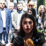 Η Αφροδίτη Λατινοπούλου σε τηλεοπτική εμφάνιση στο Action24