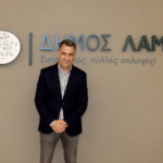 Ο Μάκης Πρέντζας μετά την επανεκλογή του ως πρόεδρος του Δημοτικού Συμβουλίου Λαμιέων