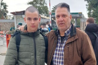 Ο πατέρας του Ραφαήλ Γαλυφιανάκη σε συγκινητική ανάρτηση για τον 19χρονο ΕΠΟΠ που σκοτώθηκε στη Ρόδο