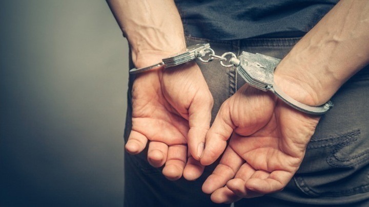Αστυνομικό όχημα σε περιοχή του Ωρωπού κατά τη σύλληψη 64χρονου Αυστριακού